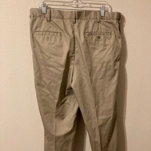 IZOD men’s khaki pants